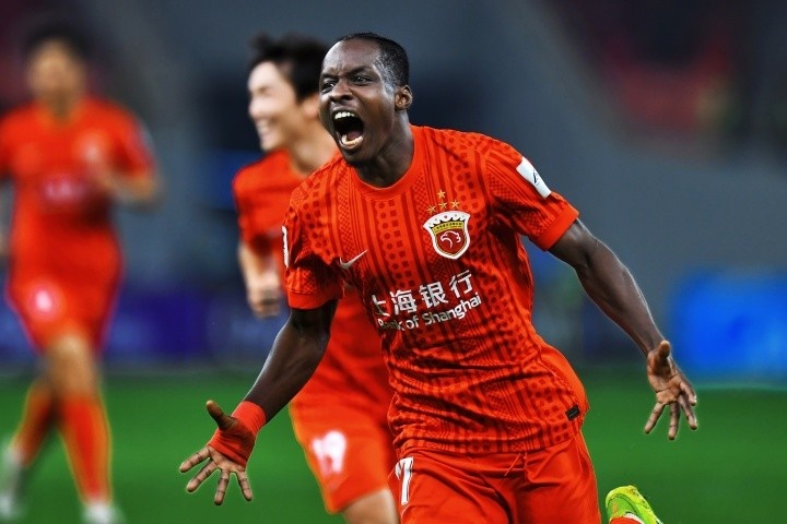 一箭之仇!海港2年前第28轮客场被蓉城打进3球,一度丢掉榜首位置 一箭之仇!海港2年前第28轮客场被蓉城打进3球,一度丢掉榜首位置